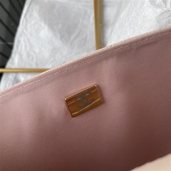 2026127213310271 730